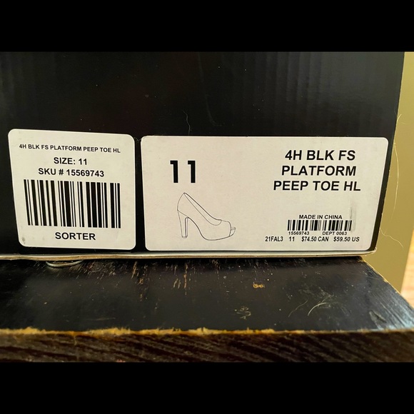 TORRID BNWT black platform peep toe heel - Picture 2 of 6